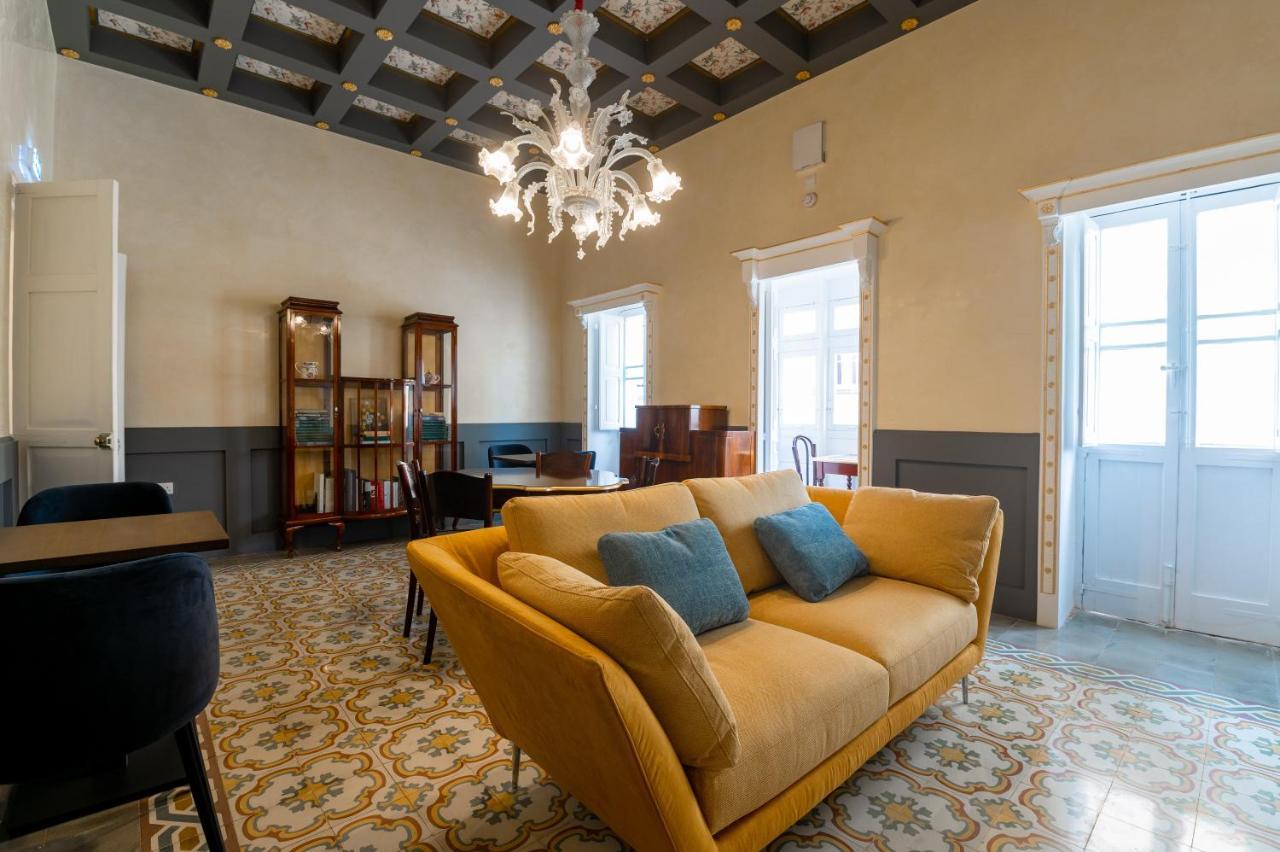 Monreal Boutique Townhouse - R024Rm4 호텔 파올라 외부 사진